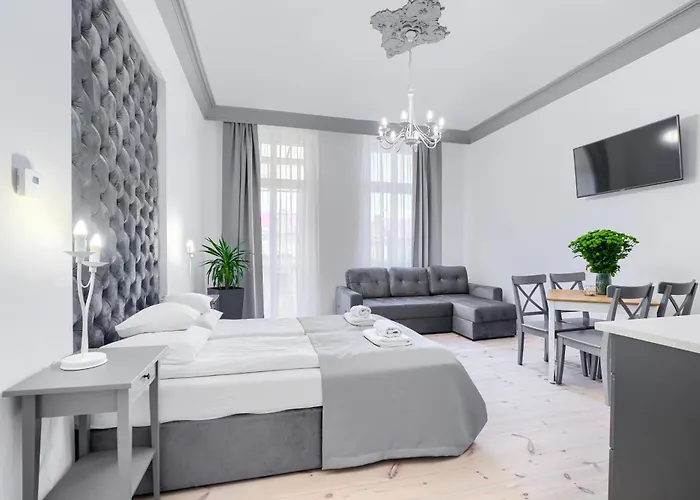 1899 By Platinum 3* Szczecin