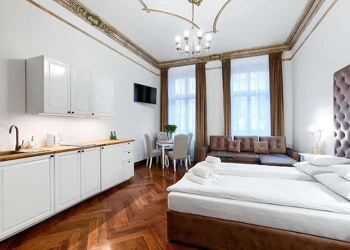 1899 By Platinum Szczecin